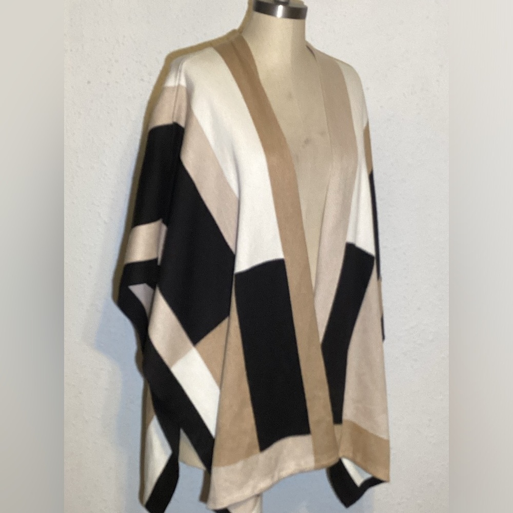 WHBM Sweater One Size Black White Tan Colorblock Cape Wrap Poncho Cardigan